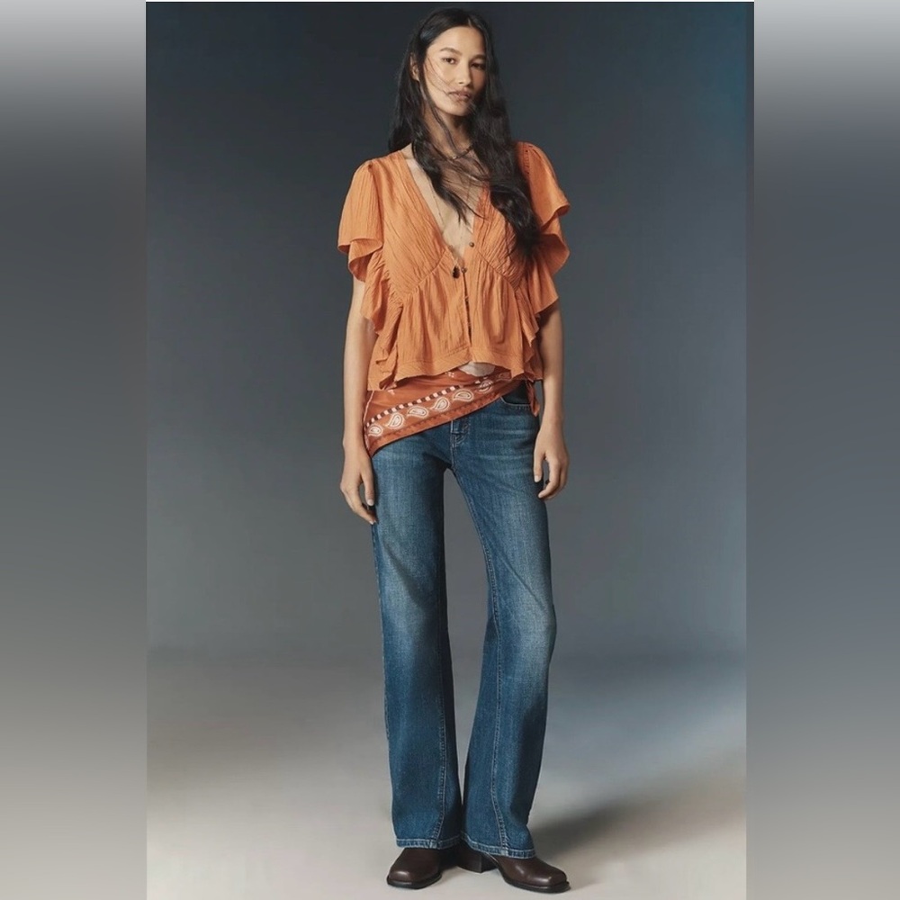 Pilcro Low-Rise Flared Jeans
